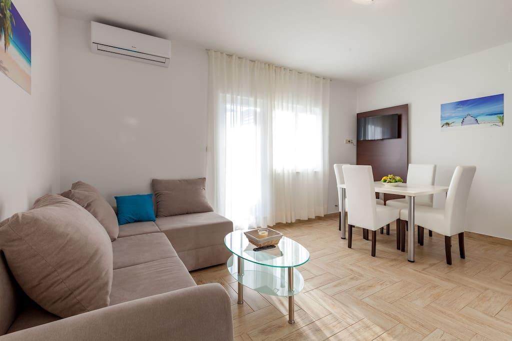 פודסטראנה Apartmani Sanja Suta מראה חיצוני תמונה
