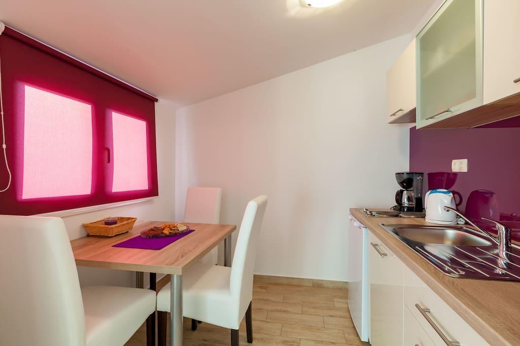פודסטראנה Apartmani Sanja Suta מראה חיצוני תמונה