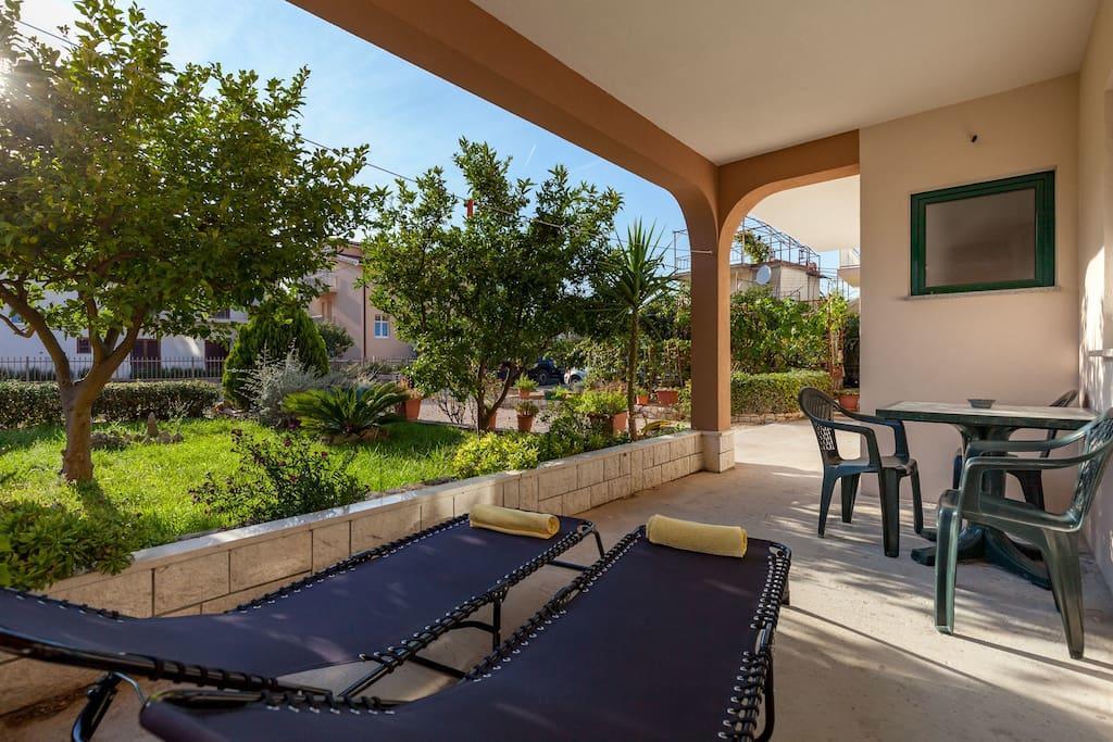 פודסטראנה Apartmani Sanja Suta מראה חיצוני תמונה