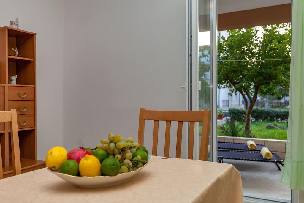 פודסטראנה Apartmani Sanja Suta מראה חיצוני תמונה